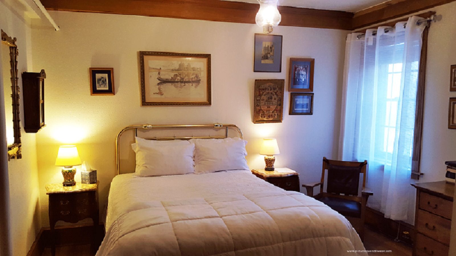 Albert Einstein Room - Bed